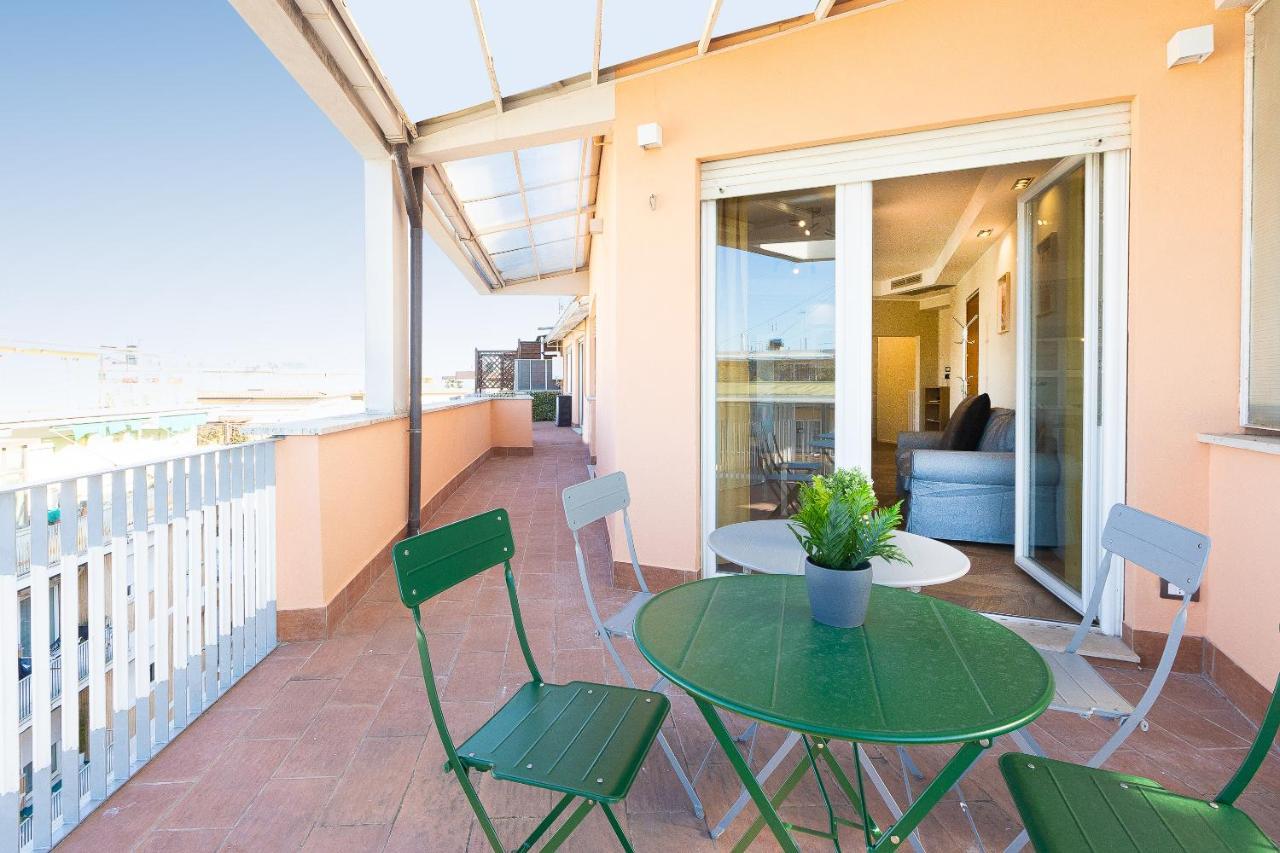Aurelia Sunset Penthouse By In Appartamento